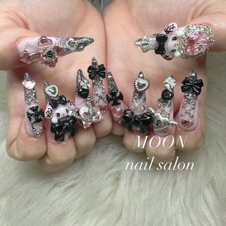 ネイルチップ 量産型 地雷系 y2k ピンク黒 オーダーネイル #71 ネイルチップ‪‪☆量産型地雷y2kワンホン韓国☆ピンク黒‬‬