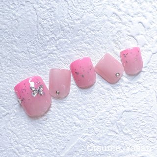 ピンク🦋 
ご予約は公式HPより承ります🌼
https://otsumeyasan.com

当日予約OK🙆‍♀️
ハンドベーシックケア¥4400
フットベーシックケア¥5500
ジェル1カラー¥6600〜　𓂃◌𓈒𓐍

予約枠が空いておりましたら、時間外でもご予約承っております🌷

˚*.꒰ シェアサロンもやってます ꒱.*˚


東京メトロ後楽園駅　徒歩6分
都営大江戸線春日駅　徒歩6分

✼••┈┈┈┈••✼••┈┈┈┈••✼

#otsume_yasan #オツメヤサン #おつめやさん #プライベートネイルサロン #ネイル #ジェルネイル #nails #nailsalon #gelnails #文京区 #後楽園 #茗荷谷 #春日 #本郷 #tokyo #メンズネイルケア #ネイルケア #文京区ネイルサロン #後楽園ネイルサロン #nailbook_fan #オフィスネイル #シェアサロン #美甲 #自爪育成 #大人ネイル #パラジェル #シンプル #オールシーズン #フット #蝶々 #グラデーション #キラキラ #ピンク #シルバー #Otsume_Yasan #ネイルブック