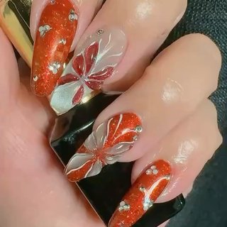 マイネイル♪ 
グリッター入りマグですが
マグがあまり浮き上がらないタイプで
ちょっと寂しいけど
大好きなカラーです(*^▽^*)


#マイネイル
#アシメネイル
#ストーンネイル
#ビジューネイル
#マグネットネイル
#ぷっくり蝶々ネイル
#ホワイトサテン
#レッドネイル
#ゴールドネイル
#グリッター入りマグネット
#手描きアート
#ハンドネイル
#キラキラネイル
#ギラギラネイル
#ダークネイル
#ジェルネイル
#派手ネイル
#個性派ネイル
#スカルプ
#コフィン
#神奈川県
#相模原市 #オールシーズン #ライブ #パーティー #デート #ハンド #蝶々 #ビジュー #マグネット #ぷっくり #キラキラ #コフィン #ホワイト #レッド #シルバー #ジェルネイル #セルフネイル #*琳* #ネイルブック