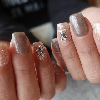 クロムハーツのネイルデザイン(2ページ目)｜ネイルブック