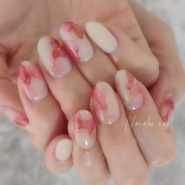 ネイルチップ ニュアンスちゅるん夏ネイルシェルキキララネイルマグネットno.79 ネイルチップ ニュアンスちゅるん夏ネイルシェルキキララネイル