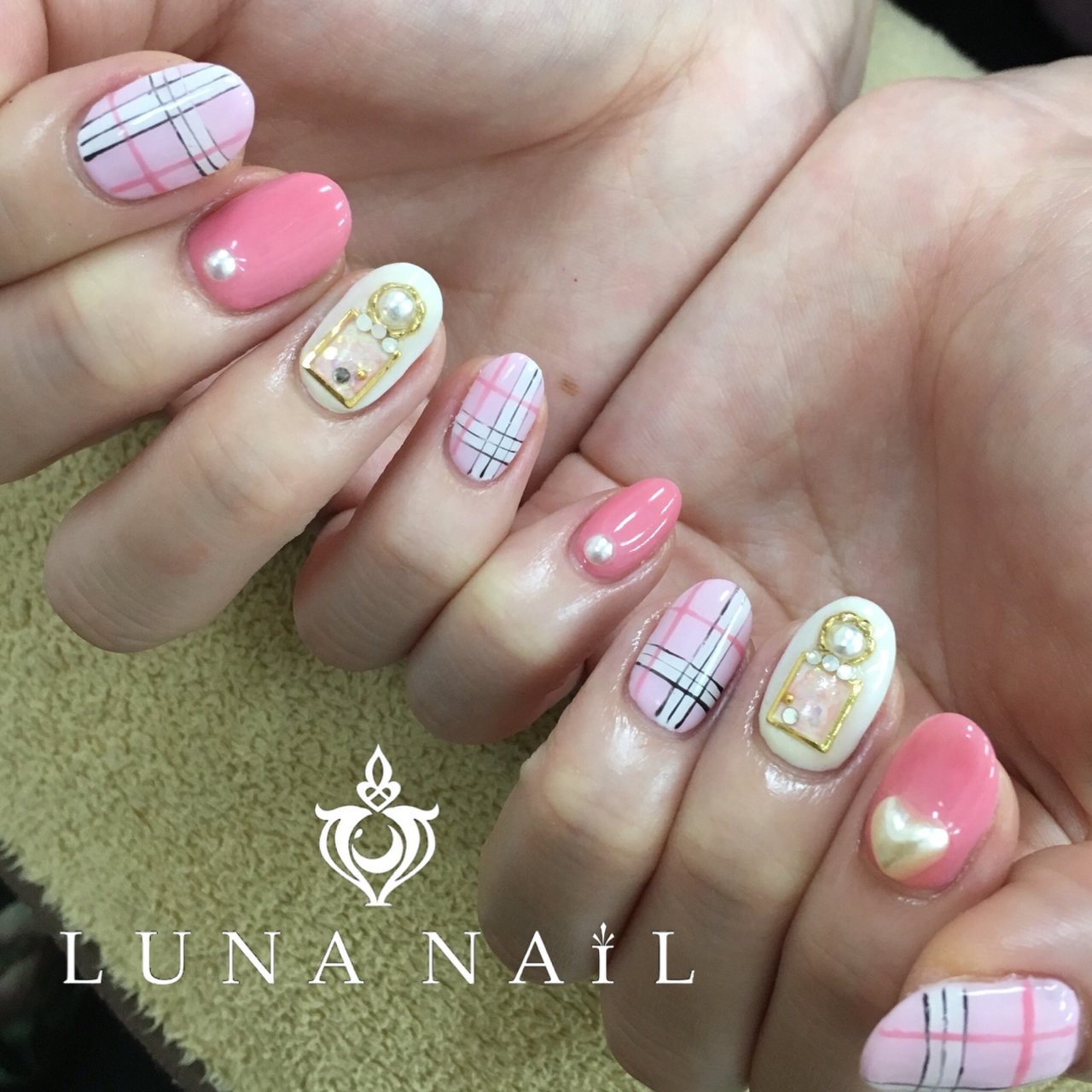 秋 冬 デート 女子会 ハンド Luna Nail のネイルデザイン No ネイルブック