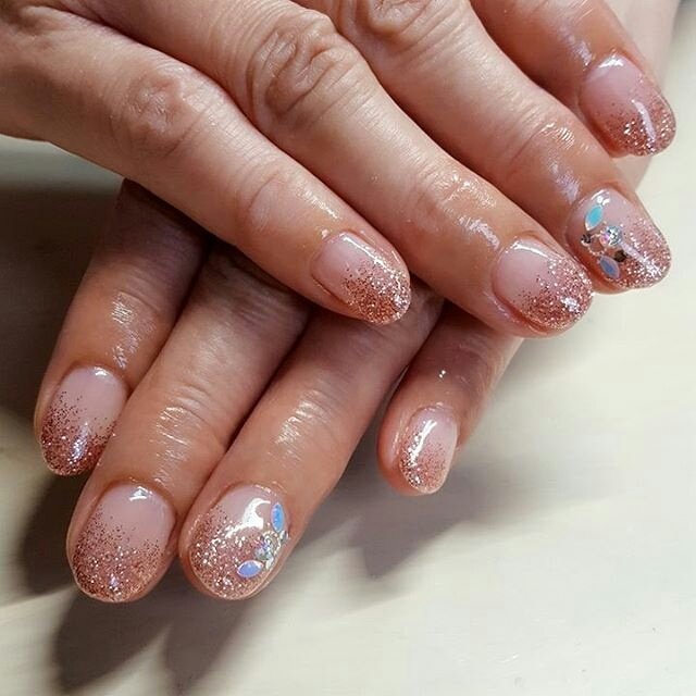 グラデーション ラメ ピンク Nail Salon Curearsのネイルデザイン No ネイルブック