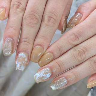 ベージュニュアンス👑 #もやもや #ニュアンス#フラッシュマグ #手が綺麗に見えるネイル #春 #オールシーズン #ハンド #マーブル #ミディアム #スクエアオフ #ホワイト #クリア #ベージュ #ジェルネイル #お客様 #ペルシャ│Norita #ネイルブック