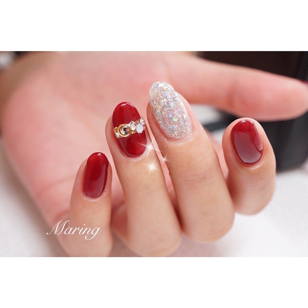秋 冬 ハンド ビジュー レッド Nailsalon Maring マリング のネイルデザイン No 2649353 ネイルブック