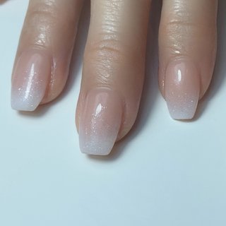 #無敵のシンプル#グラデーション#ベイビーブーマー#ラメがけ#エアブラシ #Legitーnail salonー #ネイルブック