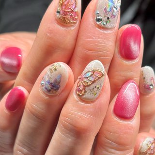 #ネイル#nail#香川ネイル#高松ネイル#香川ネイルサロン#高松ネイルサロン#リノネイル#linonail#春ネイル#春ネイルデザイン#栗林公園近く#大人ネイル#nails#japanesenails#japannail#japanesenailstyle#japanesenails_kagawa#ちょうちょネイル #バタフライネイル #春 #女子会 #ハンド #蝶々 #ラメ #マグネット #ミディアム #オーバル #ホワイト #レッド #ジェルネイル #お客様 #Lino Nail〜private nail salon〜 #ネイルブック