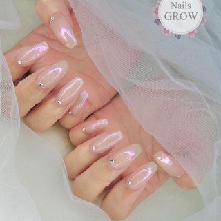 ピンクオーロラニュアンスオフホワイトネイル 韓国 ラメハート 夏 ワンホンネイル mirror🎀🤍 大人気✨ ⁡ ⁡ ⁡ ⁡ ⁡ ⁡ ⁡ #夏ネイル #ジェルネイル