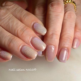 ユニコーン✖︎マグネット💅✨ 

連続フレンチ記録からの、お久しぶりマグネット☺️💓ミルクココアのユニコーンは肌馴染みもよく上品✨手を動かしては見惚れる可愛さ❣️


#マグネット #マグネットネイル #ぷるマグ #ユニコーンマグネット #上品ネイル #ベージュマグ #うるマグ #世田谷ネイル #千歳台ネイル #手が綺麗に見えるネイル #春 #旅行 #女子会 #Nail Salon NICO☺︎ #ネイルブック