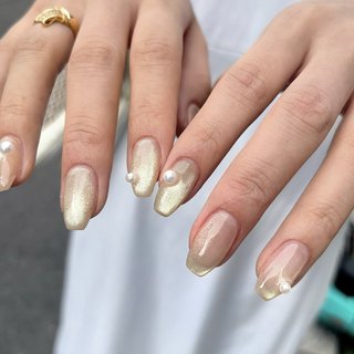 #肌トーンアップカラーネイル #手が綺麗に見えるネイル #夏 #ハンド#オフィス#大人ネイル#肌馴染み#シンプル#ナチュラル#自然#スキンカラー#マグネットネイル#シアーマグネット#初夏 #nailbook_fan #夏 #ハンド #マグネット #ミディアム #スクエア #ベージュ #ジェルネイル #お客様 #Lily_OPELIA NAIL #ネイルブック