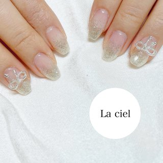 #十日市町ネイルサロン #ラメグラデーション #リボンネイル #シンプルネイル #スクエア #冬 #オールシーズン #デート #女子会 #ハンド #ラメ #リボン #ミディアム #スクエアオフ #クリア #シルバー #お客様 #La ciel #ネイルブック