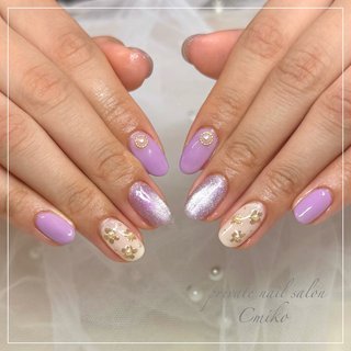 #マグネットネイル #マグネットネイルデザイン #マグネット 
☽.*˚トレンド上品デザイン💜𓂃𓈒𓏸

ㅤ



✼••┈┈┈┈••✼••┈┈┈┈••✼
ㅤ

⭐︎船橋駅より徒歩3分⭐︎
千葉県船橋市本町6-2-10-508

⭐︎不定休・10:00〜21:00まで営業⭐︎
ㅤ

ご予約はネイルブックよりお待ちいたしております🫧

ㅤ

ㅤ　　📸　@nailcmiko 

ㅤ


✼••┈┈┈┈••✼••┈┈┈┈••✼

ㅤ
#千葉ネイルサロン #船橋ネイルサロン #船橋ネイル #ハンド #ハンドネイル #夏 #夏ネイル #夏ネイル2025 #2025夏ネイル保存版 #船橋 #nailbookプリアンファサポーター #大人可愛い #パープルネイル #パープル #ラベンダーネイル #ラベンダーカラー #ミラーフラワーネイル #ミラーフラワー #ミラーネイル #春 #オールシーズン #デート #女子会 #ハンド #ワンカラー #フラワー #マグネット #ミラー #キラキラ #ミディアム #ラウンド #ベージュ #パープル #ゴールド #ジェルネイル #MIKOTO #ネイルブック