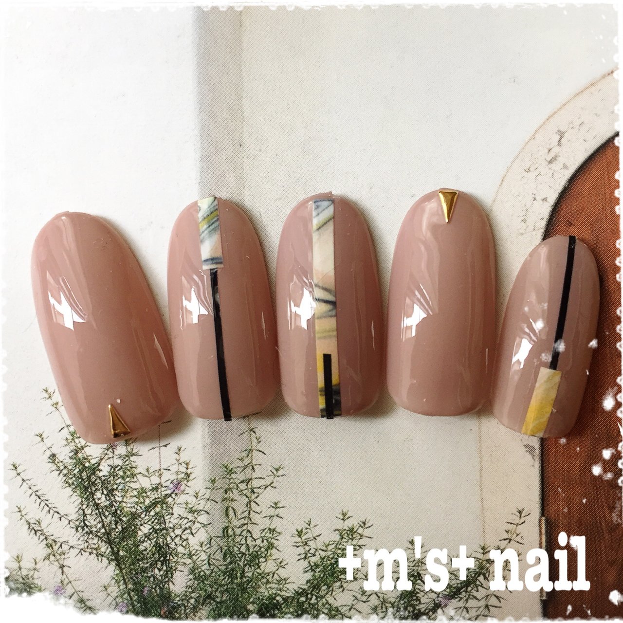 ワンカラー ベージュ ジェル ネイルチップ M S Nailのネイルデザイン No ネイルブック