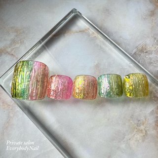 初夏フットネイル💅 
#初夏ネイル #初夏 #夏 #夏ネイル #夏フットネイル #フットネイル #フットネイル夏 #バカラネイル #バカラ #フット #カラフル #カラフルネイル #グラデーション #グラデーションネイル #6月ネイル #6月 #7月 #7月ネイル #8月ネイル #8月 #夏 #リゾート #フット #グラデーション #ぷっくり #キラキラ #ショート #スクエア #カラフル #ジェルネイル #ネイルチップ #〜EverybodyNail〜 yukari #ネイルブック