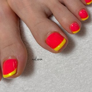  #春 #夏 #フット #フレンチ #ショート #スクエア #ピンク #イエロー #ネオンカラー #ジェルネイル #お客様 #nail anim #ネイルブック