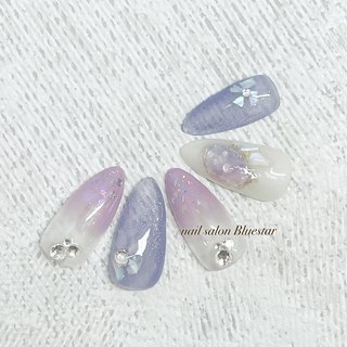 #オフィスネイル #オフィス #シンプルネイル #シンプル #夏 #夏ネイル #6月ネイル #6月 #ワンカラー #ワンカラーネイル #グラテーションネイル #紫陽花ネイル #梅雨ネイル #梅雨 #天然石ネイル #シェルネイル #マグネットネイル 
#マグネット に #シェルフラワー 
ポイントに #天然石 をそえて

＊＊＊＊＊＊＊＊＊＊＊＊
当店はフィルイン推奨サロンです。
オフ剤を使わずベースジェルを
一層残した手法でお付け替えを致します。
お客様ひとりひとりに合った
デザインとスタイルをご提案させて頂きます。
ご新規様★大歓迎です。
お電話でのご予約もお待ちしております。

＊＊＊＊＊＊＊＊＊＊＊＊
●公式LINEアカウント
@031bqznl(@含む)
※ご予約は24時間承ります♪
お気軽にお問い合わせ下さいませ♪
＊＊＊＊＊＊＊＊＊＊＊＊

◆nail salon Bluestar◆
open 9：00 ～ close 22：30
(最終受付け 21：00)
Address
東京都品川区小山3-21-8 フェアリィ武蔵小山201
tel 03-6426-7030

#武蔵小山
#武蔵小山ネイル
#nailsalons
#kokoist
#kokoist認定サロン
#kokoistマスターエデュケーター 
#kokoistok
#kokoistcertifiedsalon
#jna認定講師 #手が綺麗に見えるネイル #夏 #梅雨 #オフィス #ハンド #グラデーション #シェル #マグネット #大人 #天然石 #ミディアム #ラウンド #イエロー #パープル #シルバー #ジェルネイル #ネイルチップ #nail salon Bluestar 青山浩子 #ネイルブック
