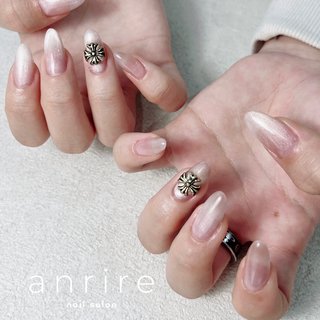 VivienneWestwoodのネイルデザイン｜ネイルブック