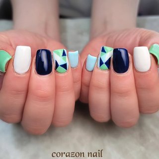 お客様ネイル💅 持ち込み画像を参考にアレンジ

☆幾何学模様ネイル☆

爽やかカラー

90分コース

#幾何学模様ネイル
#夏ネイル #スクエアネイル
#ブルーネイル
#ショートネイル
#プライベートネイルサロン #corazonnail105 
#武蔵浦和ネイルサロン
#やり放題ネイル #持ち込み画像 

LINE➡️https://lin.ee/gSwuoo8 #夏 #旅行 #梅雨 #リゾート #ハンド #幾何学模様 #レトロ #大人 #ショート #スクエア #グリーン #ブルー #ネイビー #ジェルネイル #お客様 #武蔵浦和　corazon nail #ネイルブック