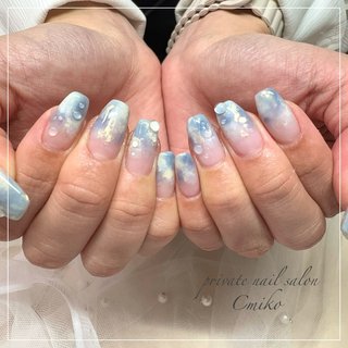 #梅雨 #梅雨ネイル #ニュアンスネイル #ニュアンスネイルデザイン 
☽.*˚梅雨ネイルデザイン💧𓂃𓈒𓏸

ㅤ



✼••┈┈┈┈••✼••┈┈┈┈••✼
ㅤ

⭐︎船橋駅より徒歩3分⭐︎
千葉県船橋市本町6-2-10-508

⭐︎不定休・10:00〜21:00まで営業⭐︎
ㅤ

ご予約はネイルブックよりお待ちいたしております🫧

ㅤ

ㅤ　　📸　@nailcmiko 

ㅤ


✼••┈┈┈┈••✼••┈┈┈┈••✼

ㅤ
#千葉ネイルサロン #船橋ネイルサロン #船橋ネイル #ハンド #ハンドネイル #夏 #夏ネイル #夏ネイル2025 #2025夏ネイル保存版 #船橋 #nailbookプリアンファサポーター #大人可愛い #水滴ネイル #水滴 #水彩ネイル #もやもやネイル #もやもや #ニュアンス #グラデーション #グラデーションネイル #夏 #梅雨 #七夕 #デート #ハンド #水彩 #グラデーション #水滴 #ニュアンス #ミディアム #スクエア #ホワイト #水色 #ブルー #ジェルネイル #MIKOTO #ネイルブック
