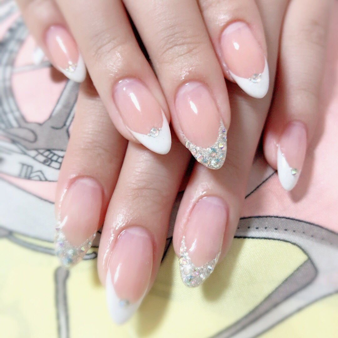 冬 成人式 クリスマス パーティー フレンチ Nail Rのネイルデザイン No 2673464 ネイルブック