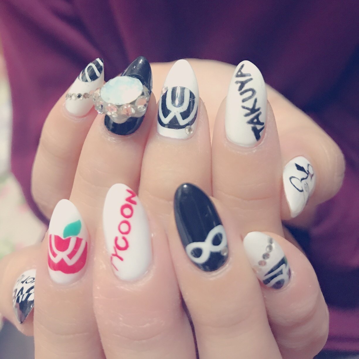 ライブ ハンド ビジュー キャラクター デコ Nail Salon Marinのネイルデザイン No ネイルブック