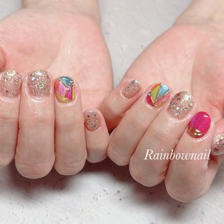 ステンドグラスのネイルデザイン｜ネイルブック