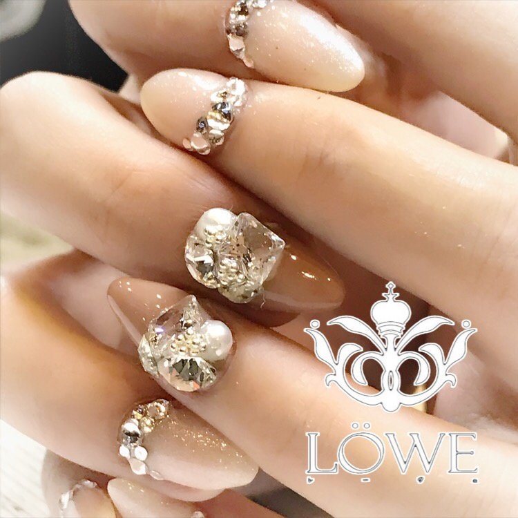 冬 ハンド 3d ベージュ ジェル Nail Salon Lowe Tat岡山店 のネイルデザイン No ネイルブック