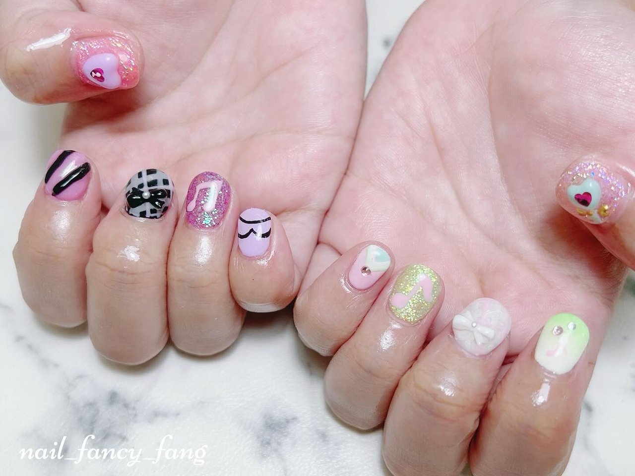 パーティー/女子会/推し活/ハンド/概念ネイル - nail_fancy_fangの