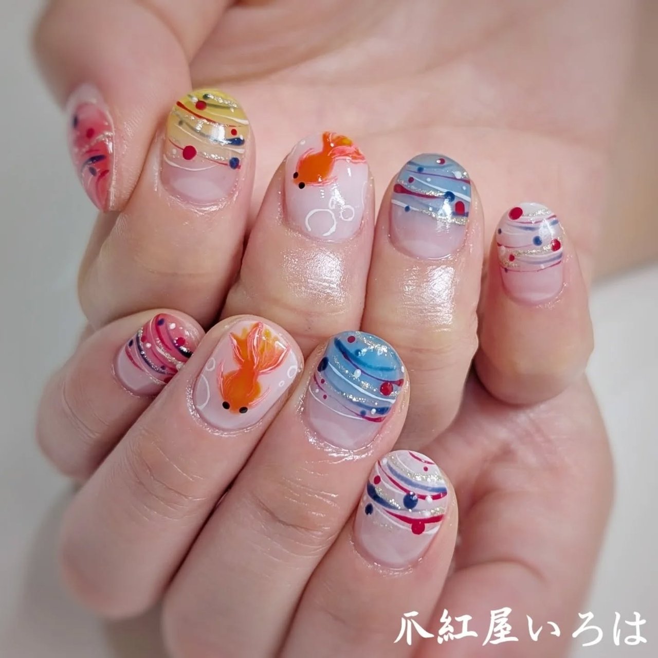 リース、ネイルチップ レインボーシェルフラワーのリースネイル♡ブライダル