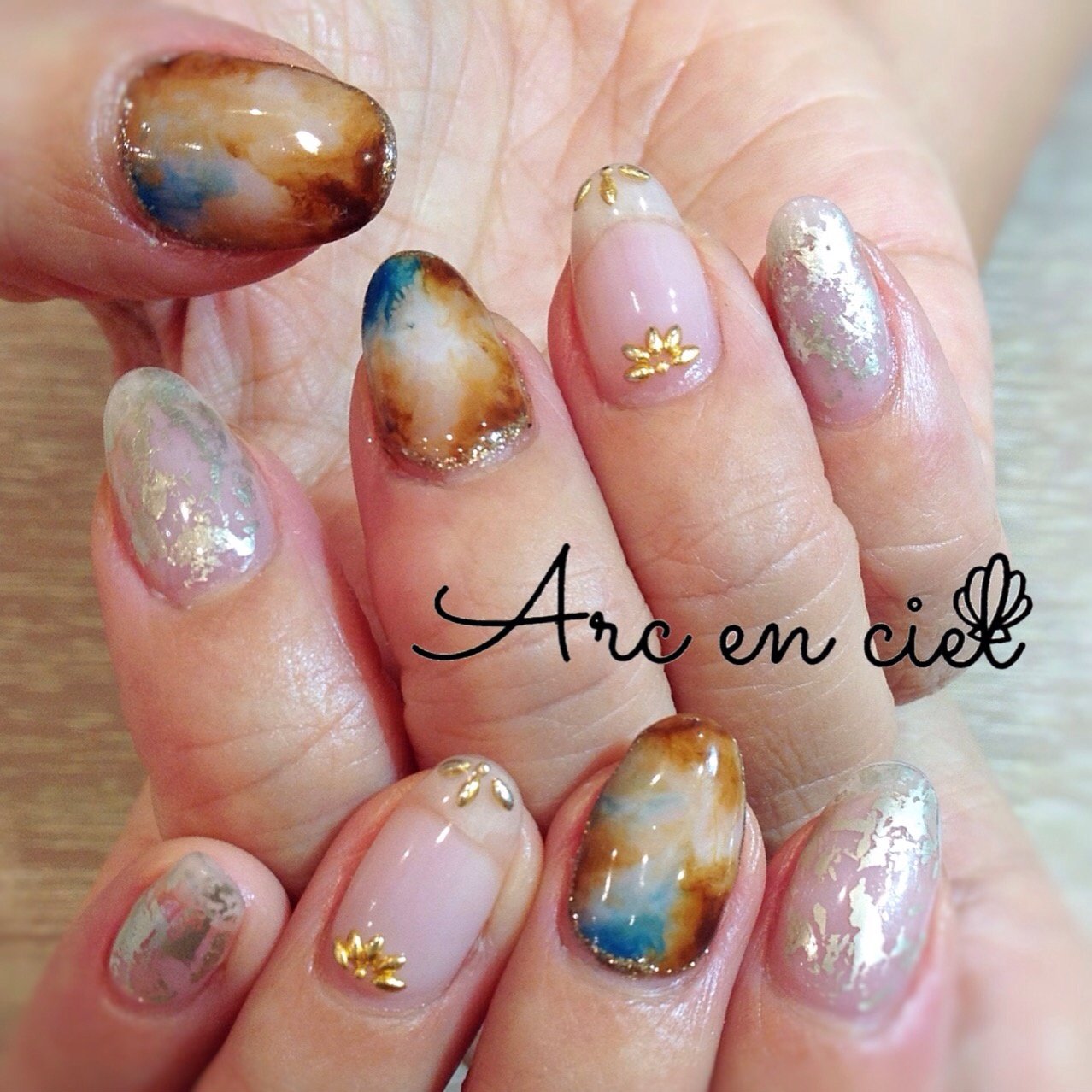 秋 冬 クリスマス パーティー ハンド Arcenciel Nailのネイルデザイン No ネイルブック