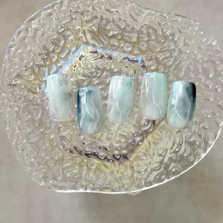  #夏 #海 #リゾート #ハンド #グラデーション #ニュアンス #インクネイル #KITS #ネイルブック