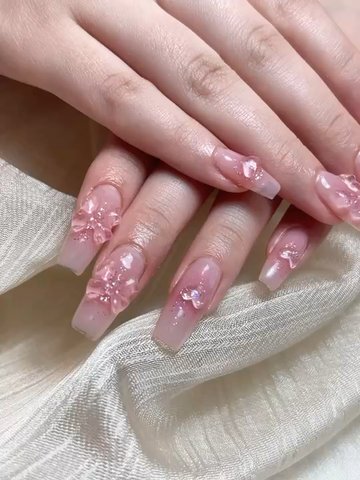 オールシーズン/ハンド/ラメ/チーク/ちゅるん - Meiのネイルデザイン