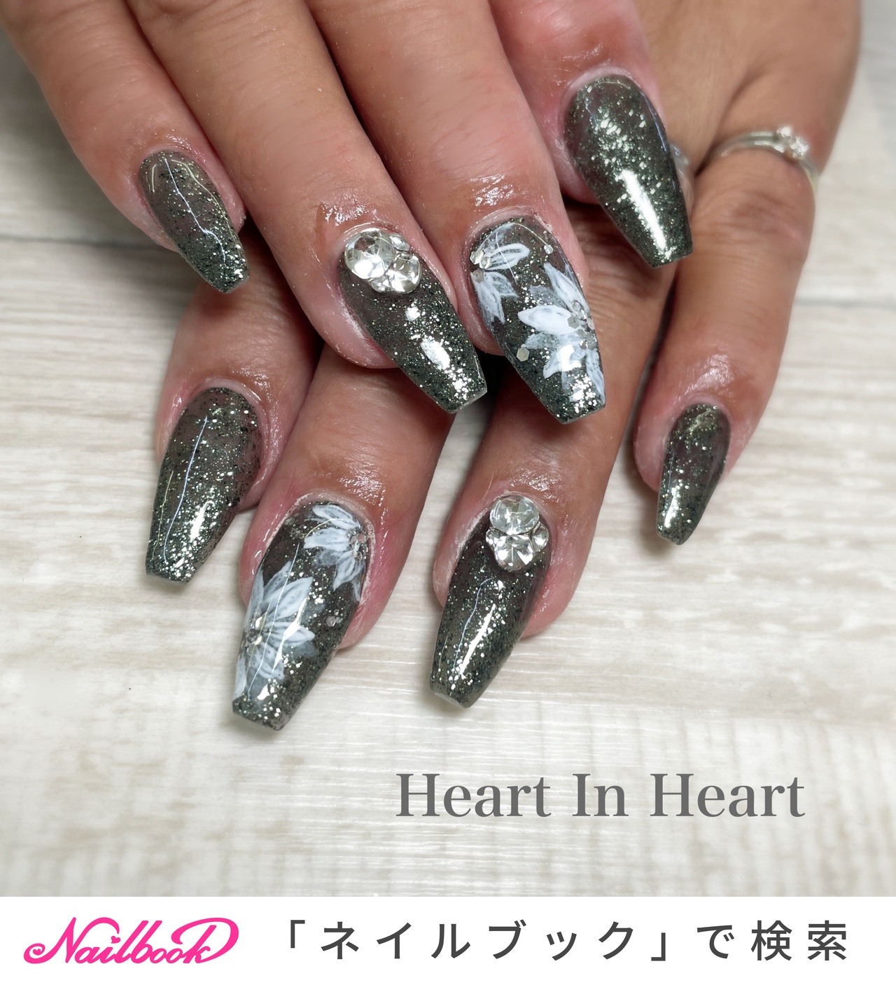 スカルプチュアチップ♡幻想ラメホロフラワーネイル❀ Nail Salon Luxury yamasaki | ロングキラキラブルーパープル