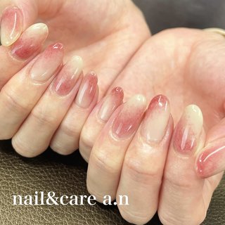 ニュアンスネイル 桃 マーブル ぷっくり 春 ネイルチップ ハンドメイド