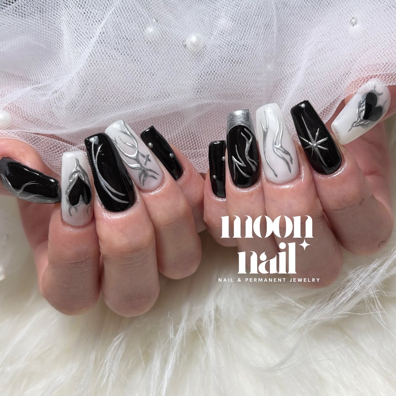 キラキラ/ホワイト/ブラック/シルバー - MOON.NAILのネイル