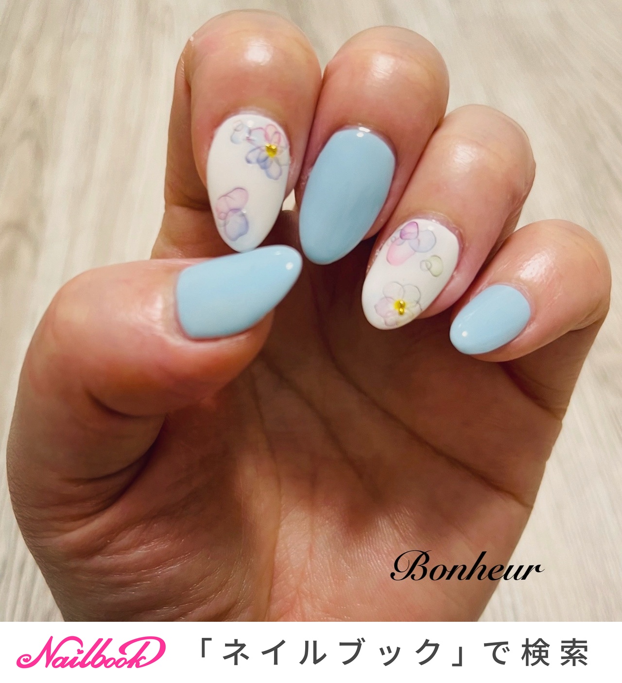 スカイブルーxゴールド ニュアンスnail 2025年】新着順｜#スカイブルーネイルのネイルデザイン｜ネイル
