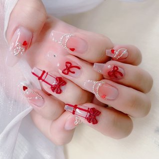 2025年】新着順｜レッド(赤)/#量産型ネイルのネイルデザイン｜ネイルブック