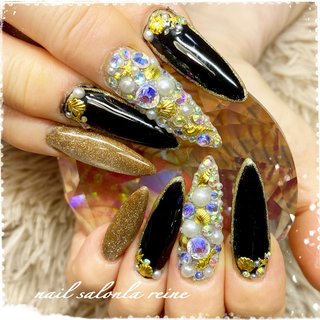 ブラック/ゴールド/#スカルプのネイルデザイン｜ネイルブック