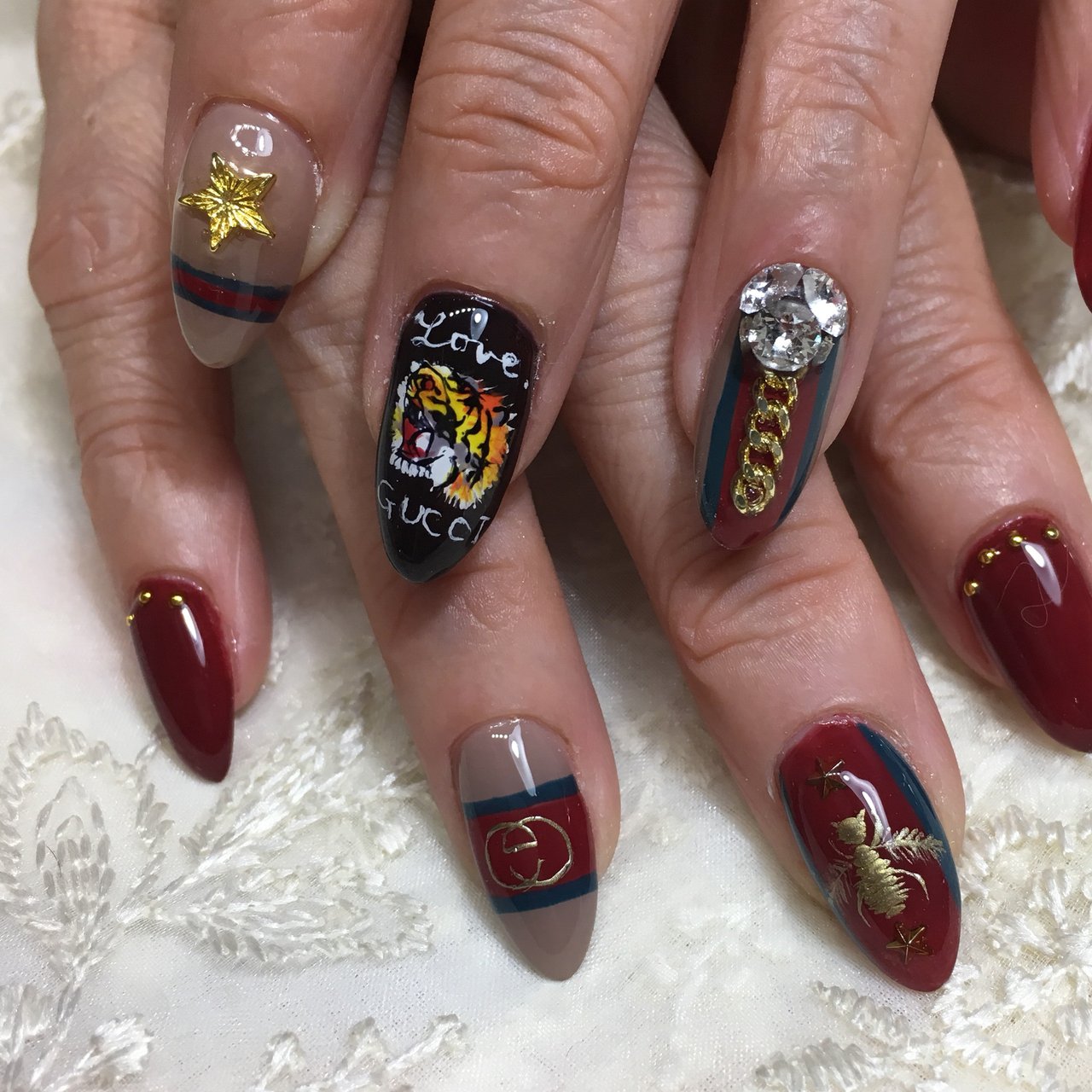 秋 冬 ブランド柄 レトロ ロック エンのネイルデザイン No ネイルブック