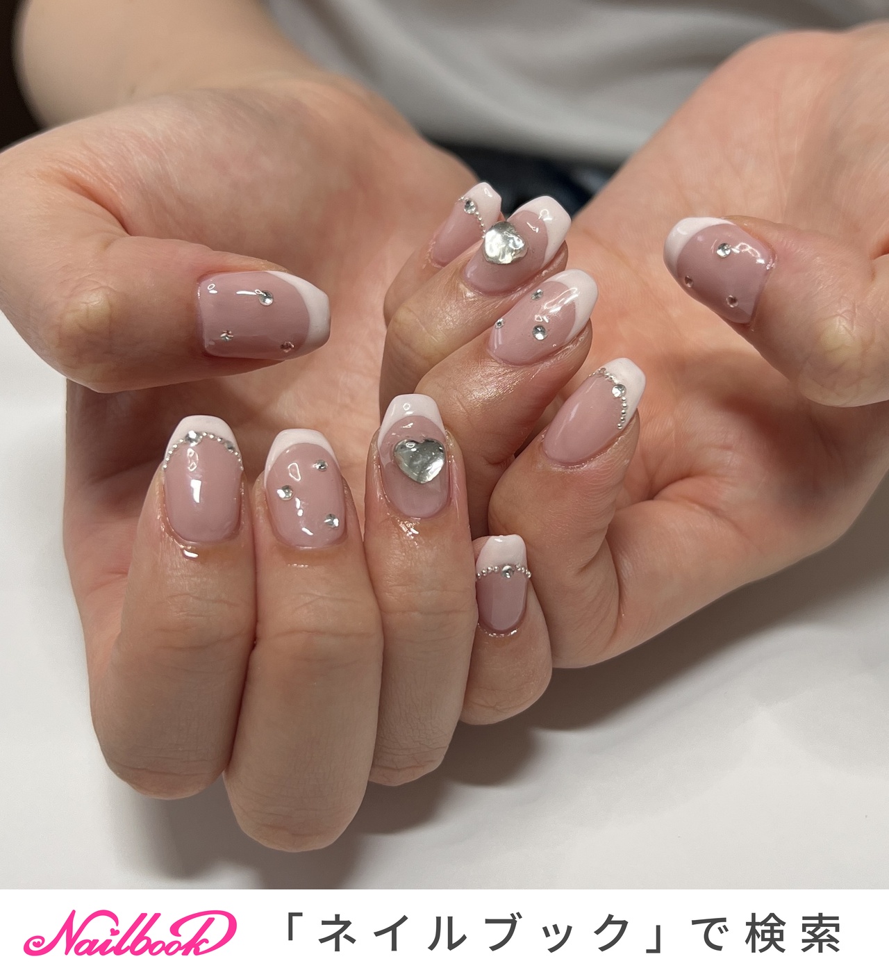2025年】新着順｜オフィス/#ネイルパーツのネイルデザイン