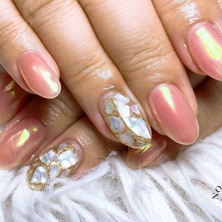 シェルパールオーロラ ネイルチップ ニュアンスちゅるん夏ネイルシェル