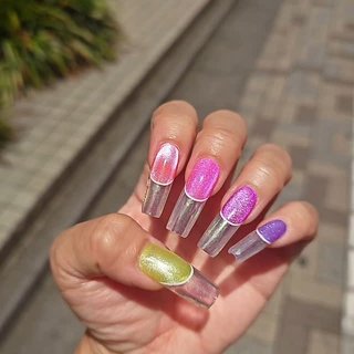 スカルチュラ ガイコチュ ソフビ ネオンカラー ユニコーン/ネオンカラー/スカルプチュアのネイルデザイン