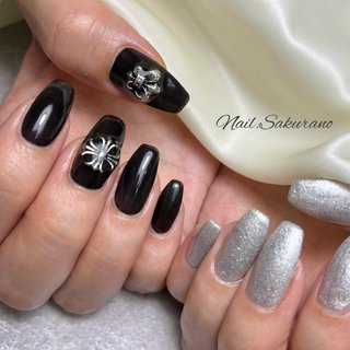 ブラック(黒)/#クロムハーツネイルのネイルデザイン｜ネイルブック
