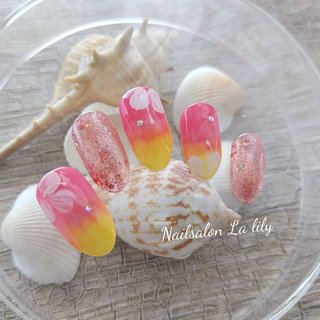 トロピカル/ネイルチップのネイルデザイン｜ネイルブック