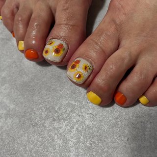 【ユーキャンネイルテキスト】ネイルアート練習セット カラフルストーン✨ 色んなカラーのストーンがキラキラ光って