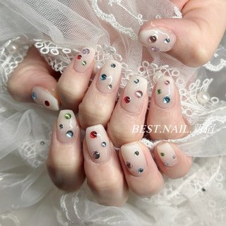 👑BESTNAIL 新宿👑 

＊ご希望のカラーのジェルやパーツの在庫がない場合はお近いものでのご案内になります。

ソフトジェルオフ無料✨
(スカルプ・長さ出しオフ1本¥200)

※3D.痛ネイル.キャラクター不可
※有料パーツ¥400〜
※ピクシー1本¥700
※シュガー1本¥300
※埋め尽くし1本¥500
※ロング料金有

お席での嬉しいサービス
Netflix見放題/お水/充電器/Wi-Fi

営業時間 business hours
12:00-21:00
.
169-0072
東京都新宿区大久保1-12-3 4F
1-12-3 Okubo, Shinjuku-ku, Tokyo 4F

.

.


☆〜☆〜☆〜☆〜☆〜☆〜☆〜☆〜☆
ネイリスト募集中
《条件》
ネイルサロン勤務経験者優遇
ネイル検定2級検定を受けた事がある方
ジェル検定初級以上
ネイル.オシャレが大好きな方
・
《雇用形態》
業務委託
アルバイト
交通費支給
サロン未経験可
エプロン支給
・
《シフト制》
完全希望休制の為
祝日、年末年始、繁忙期...
強制出勤日はございません。
好きな日にお休みが取れます！
自由にシフトが組める為
働きやすい環境になっています。
給与、勤務日数
経歴や技術によりご相談可能です可🙆🏻‍♀️


.
.
.
.
#7月 #7月ネイル #8月 #8月ネイル #9月 #9月ネイル #30代ネイル #40代ネイル #50代ネイル #60代ネイル #70代ネイル #学生ネイル 
 #誕生日ネイル #シンプル #大人可愛いネイル #大人可愛い #卒業式ネイル #卒業式ママネイル #韓国ネイル #前撮りネイル #卒業式 #入学式 #春 #夏 #秋 #夏ネイル #春ネイル #秋ネイル #かっこいい #最新ネイル #ギャル #ギャルネイル #ビジュー #推し活 #推しネイル #ラメ #ラメグラデーション #夏ネイルデザイン #夏ネイル2025 #夏デザイン #夏カラー #夏色ネイル #夏祭り 
#新宿ネイル #新宿ネイルサロン #新大久保ネイル #新大久保ネイルサロン #海 #海ネイル #夏 #オールシーズン #海 #浴衣 #ハンド #ギャル #ビジュー #ラメ #キラキラ #韓国 #ホワイト #ジェルネイル #お客様 #BESTNAIL.新宿 #ネイルブック