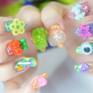 2025年】新着順｜フラワー/3Dのネイルデザイン｜ネイルブック