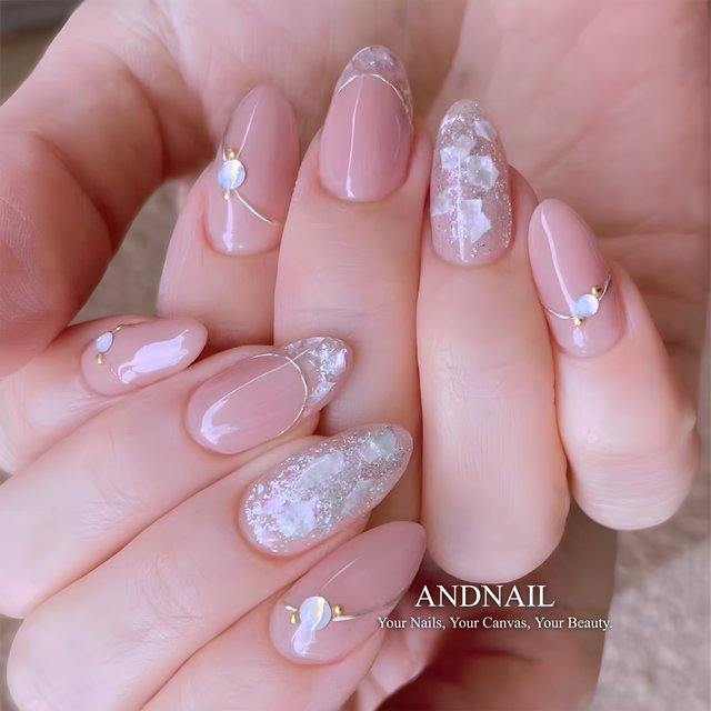 ネイルチップ ニュアンスちゅるん夏ネイルシェルキキララネイルマグネットno.79 フレンチ/ニュアンス/ブルーのネイルデザイン｜ネイルブック