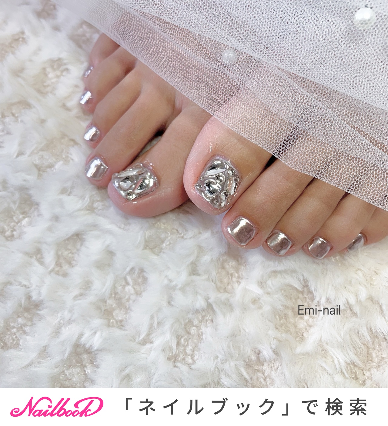 フットネイルチップ 埋め尽くし ビジュー マグネット 薔薇 フット/ビジュー/＃ストーン埋め尽くしのネイルデザイン｜ネイル