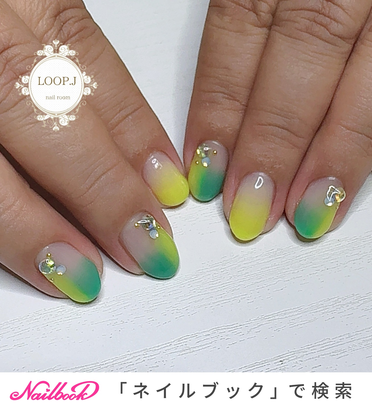 ネイルチップ グラデーション シンプル 黄色 可愛い カラフル オーダーネイル ご注文ありがとうございました❁⃘*.ﾟ 火曜日発送致します
